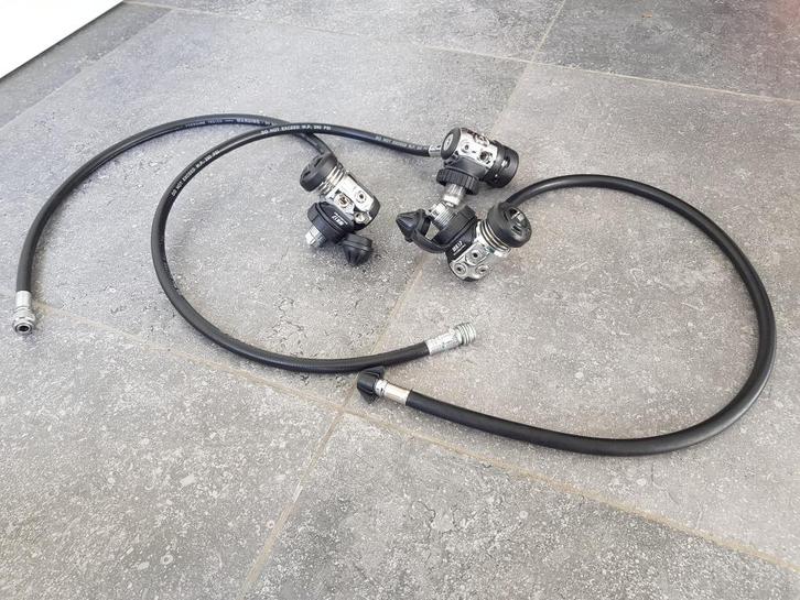 3x Scubapro Mk 17 DIN 300 bar GLIMMEND!!, Watersport en Boten, Duiken, Zo goed als nieuw, Overige typen, Ophalen of Verzenden