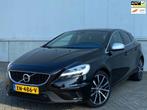 Volvo V40 1.5 T3 Polar+ Sport NAP I AUTOMAAT I PANORAMA I LM, Auto's, Euro 6, 4 cilinders, 700 kg, Zwart