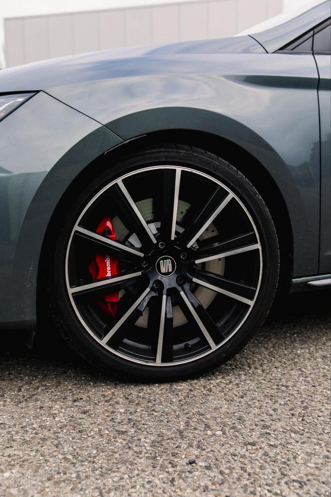 Seat Leon Cupra Performance Velgen 19 inch + Zomerbanden, Auto-onderdelen, Banden en Velgen, Banden en Velgen, Zomerbanden, 19 inch