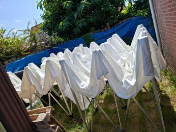 Easy up partytent 3 x 4.5 meter beschikbaar voor biedingen