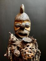 Nkisi beeldje uit Congo, Antiek en Kunst, Ophalen of Verzenden
