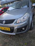 Suzuki SX4 1.6 AUT 2013 Grijs, Auto's, Suzuki, 4 cilinders, 1200 kg, 48 €/maand, Particulier
