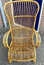 Leuke Rotan Stoel ( vintage retro mid century rohe ), Huis en Inrichting, Fauteuils, Ophalen, Gebruikt, Vintage retro, 50 tot 75 cm