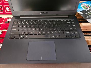 Asus R417b - 14 inch, 512GB SSD, Windows 11 beschikbaar voor biedingen