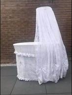 Mooie witte wieg met hemeltje, Ophalen, Zo goed als nieuw, Wieg