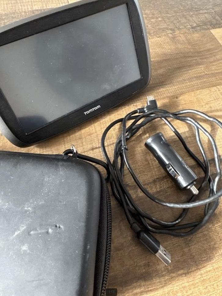 TomTom start 60 Navigatiesysteem met accessoires, Auto diversen, Autonavigatie, Zo goed als nieuw, Ophalen of Verzenden