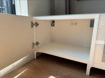 IKEA BESTA TV Meubel - zeer goede staat! - afbeelding 6