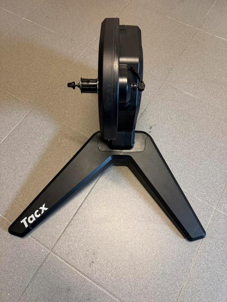 Tacx Flux S T2900, Fietsen en Brommers, Fietsaccessoires | Fietscomputers, Zo goed als nieuw, Ophalen of Verzenden