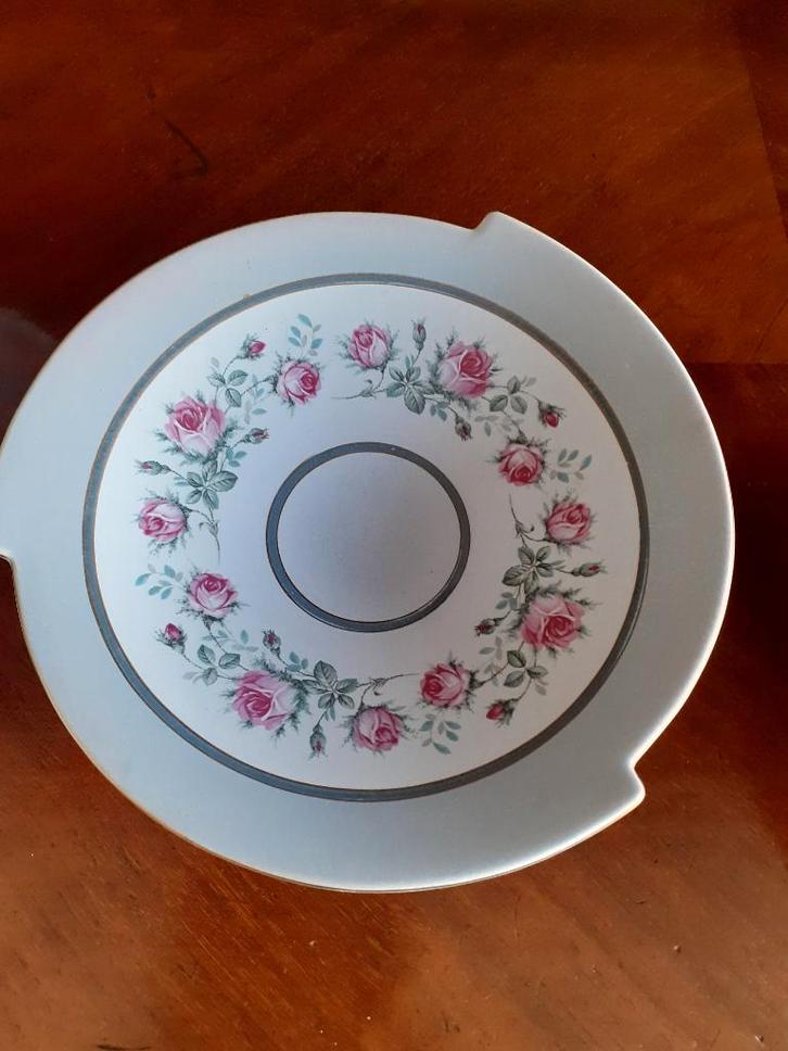 Flora Gouda plateel presenteerschaal Rosita *eureka*, Antiek en Kunst, Antiek | Keramiek en Aardewerk, Ophalen of Verzenden