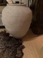 Stoere oude grote stenen kruik ( zie beschrijving), Huis en Inrichting, Woonaccessoires | Vazen, Ophalen, Zo goed als nieuw, Overige kleuren