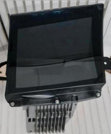 Head up display BMW F 10 / F 11.
Pre LCI. beschikbaar voor biedingen