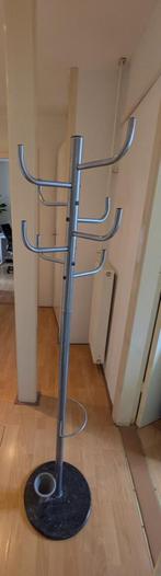 Kledingrek / Clothes rack, Ophalen, Zo goed als nieuw
