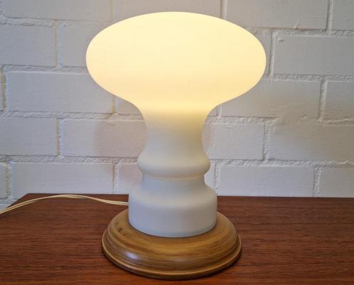 Opaal glazen Mushroom Lamp, 1970s, Huis en Inrichting, Lampen | Tafellampen, Zo goed als nieuw, Minder dan 50 cm, Glas, Hout, Ophalen of Verzenden