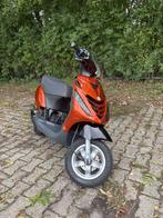 Hier bij bied ik zip 50cc 2t loop nog goed ruilen kan ook !!, Fietsen en Brommers, Scooters | Piaggio, Ophalen, Zo goed als nieuw