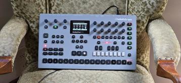 Elektron Analog four MK2 beschikbaar voor biedingen