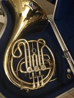 Waldhoorn Hoyer 3702... bes, Ophalen of Verzenden, Gebruikt, Bes-hoorn, Met koffer