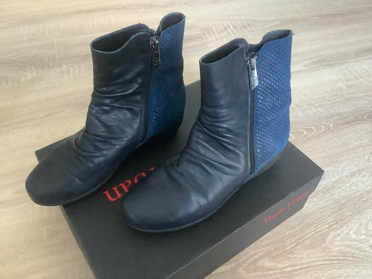 Paula Urban - maat 39 - enkellaarsjes, Kleding | Dames, Schoenen, Zo goed als nieuw, Blauw, Ophalen of Verzenden