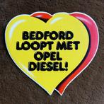 Oude sticker.   BEDFORD LOOPT MET OPEL DIESEL!!!., Verzamelen, Stickers, Ophalen of Verzenden, Zo goed als nieuw, Overige typen
