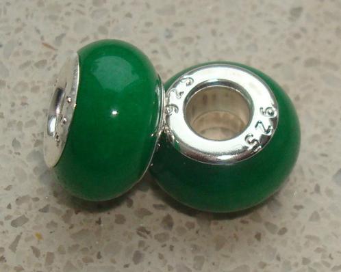 Bedel met groene jade voor groot-gat-bedelarmbanden, Sieraden, Tassen en Uiterlijk, Bedels, Nieuw, Overige merken, Edelsteen, Verzenden