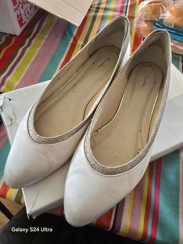Rainbow Platte Trouwschoenen beschikbaar voor biedingen