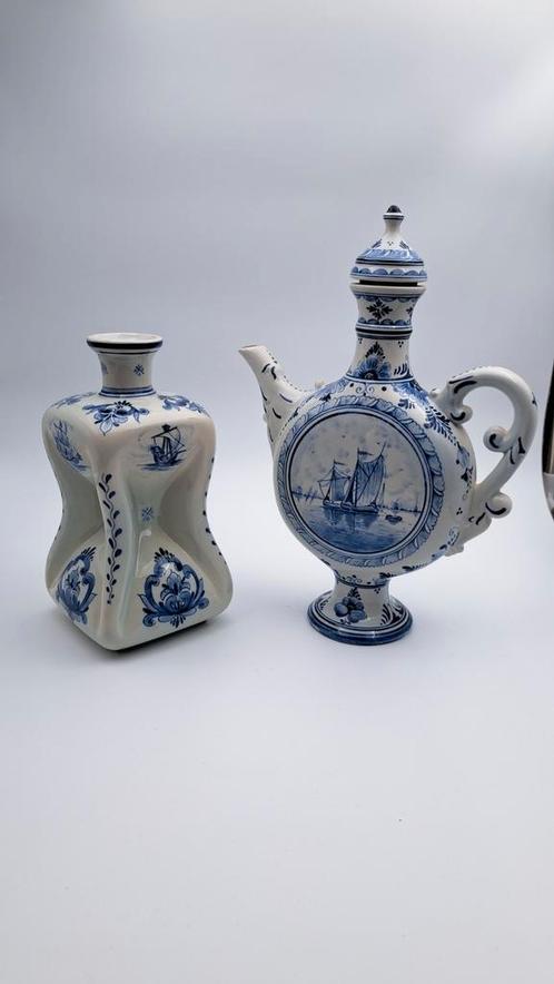 2 x Delfts Blauwe Vaas en Kan, Antiek en Kunst, Antiek | Keramiek en Aardewerk, Ophalen of Verzenden