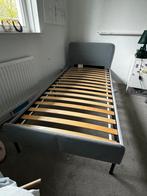 Ikea bed Slattum 90x200, kleur grijs, Huis en Inrichting, Slaapkamer | Bedden, Grijs, 90 cm, Gebruikt, Eenpersoons