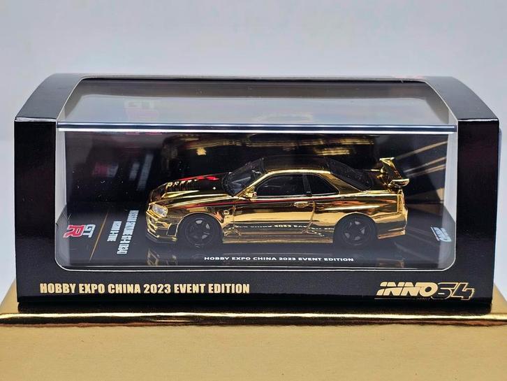 1:64 Inno64 Nissan Skyline GT-R34 Chrome set, Hobby en Vrije tijd, Modelauto's | Overige schalen, Zo goed als nieuw, Auto, Ophalen of Verzenden