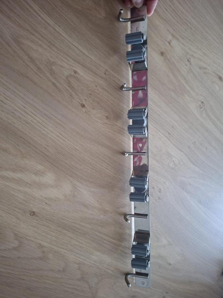 Roestvrijstalen wandhouder, Doe-het-zelf en Verbouw, IJzerwaren en Bevestigingsmiddelen, Gebruikt, Schroeven, Rvs, Ophalen of Verzenden