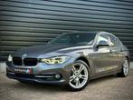 Bmw 3-serie 320i AUT|SPORTLEER|CAMERA|CARPLAY|HiFi, Auto's, BMW, Automaat, 1998 cc, Achterwielaandrijving, Euro 6