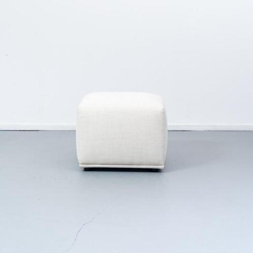 1 Muuto Poef Echo Remix 38 x 52 cm Beige  Nieuw, Huis en Inrichting, Banken | Voetenbanken en Poefen, Nieuw, 50 tot 75 cm, Minder dan 50 cm