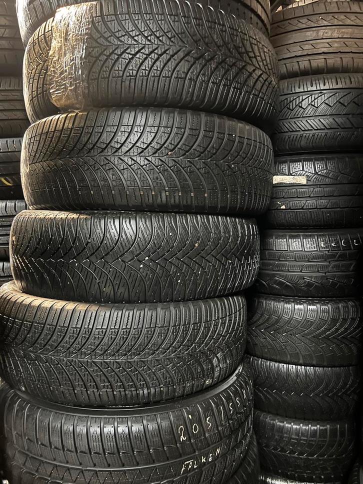 Continental 215-65-17 Winterbanden 7mm! 4 stuks, Auto-onderdelen, Banden en Velgen, Band(en), Winterbanden, 17 inch, 215 mm, Personenwagen