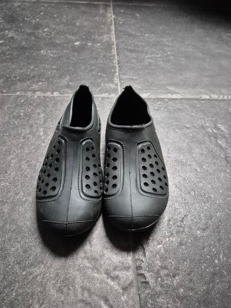 ZGAN Zwarte Waterschoenen - Maat 32, Kinderen en Baby's, Kinderkleding | Schoenen en Sokken, ZGAN, Jongen of Meisje, Schoenen