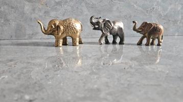 Metalen Olifantjes - Set van 3 beschikbaar voor biedingen