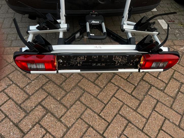 Atera ssp 2 voor 2 (elektronische) fietsen, Auto diversen, Fietsendragers, Zo goed als nieuw, Trekhaakdrager, 2 fietsen, Brede banden
