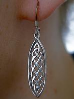 Zilveren 925 zilver oorhangers van een keltisch vlechtwerk, Sieraden, Tassen en Uiterlijk, Oorbellen, Nieuw, Zilver, Hangers, Zilver