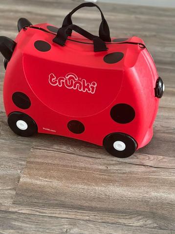Trunki Ride-on Lieveheersbeestje reiskoffer op wieltjes beschikbaar voor biedingen