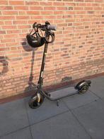 Ninebot by Segway F25e incl, slot en helm, Fietsen en Brommers, Steps, Ophalen, Zo goed als nieuw, Elektrische step (E-scooter)