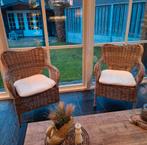 2 rieten stoelen met kussens, Huis en Inrichting, Stoelen, Ophalen, Gebruikt, Bruin, Twee