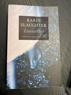Karin Slaughter - Zoenoffer, Ophalen of Verzenden, Gelezen, Nederland