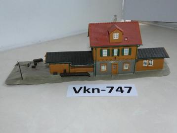 Vk-747 N Spoor Scenery Station Unterlenningen B-257 beschikbaar voor biedingen