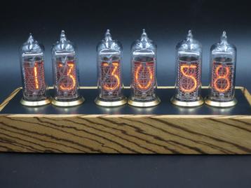 Nixie en andere klokjes Tinytime beschikbaar voor biedingen