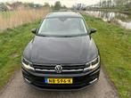 Volkswagen Tiguan 1.4 TSI Connected Series Pano / Trekhaak /, Auto's, Volkswagen, Voorwielaandrijving, Stof, Gebruikt, 4 cilinders