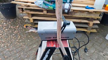 showtec sneeuw machine  beschikbaar voor biedingen