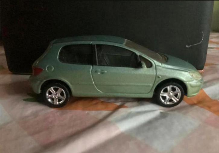 Peugeot 307 van Norev, Hobby en Vrije tijd, Modelauto's | Overige schalen, Gebruikt, Auto, Ophalen of Verzenden
