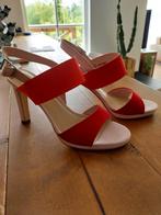 Mooie dames pumps Tamaris, Ophalen of Verzenden, Zo goed als nieuw, Zwart