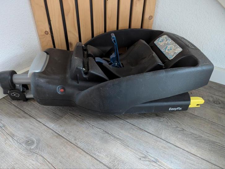 Maxi Cosi Easyfix autostoel base, Kinderen en Baby's, Autostoeltjes, Gebruikt, Maxi-Cosi, 0 t/m 13 kg, Isofix, Ophalen