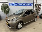 Toyota Aygo 1.0 VVT-i Now (bj 2014), Auto's, Voorwielaandrijving, Euro 5, Stof, Gebruikt