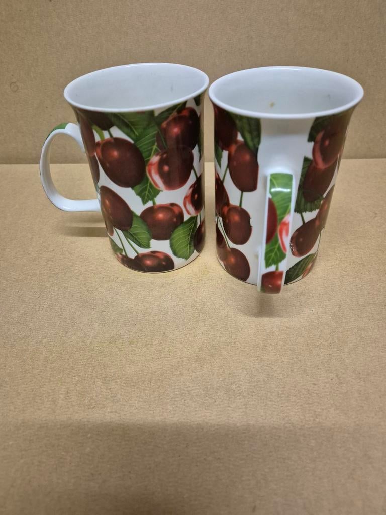 Siaki kersen decoratie mokken, Ophalen of Verzenden, Zo goed als nieuw, Overige stijlen, Kop(pen) en/of Schotel(s)