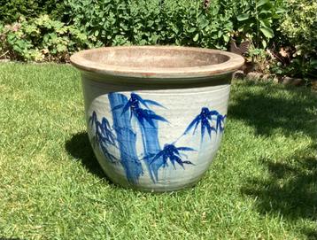 BLOEMPOT - DUBBELGEBAKKEN,  VORST BESTENDIG, GRIJS MET BLAUW beschikbaar voor biedingen