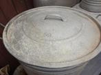 Grote wasketel met deksel., Ophalen